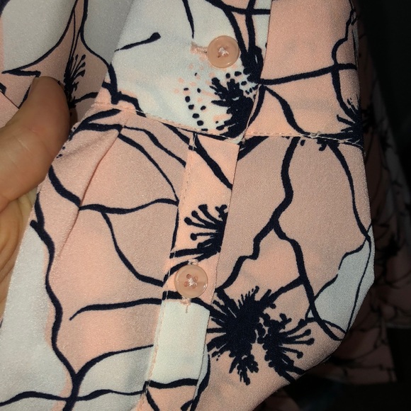 Banana Republic size M Women’s blouse - Picture 4 of 7